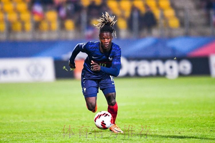 卡马文加-安帅在多国都获得成功 踢世界杯是我梦想