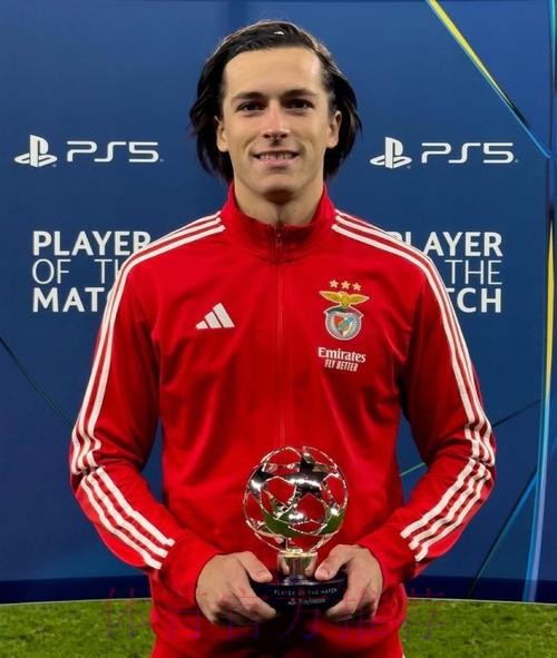 马卡:安帅满意队中现有球员 皇马冬窗不会引援 马卡:安帅满意队中现有球员 皇马冬窗不会引援